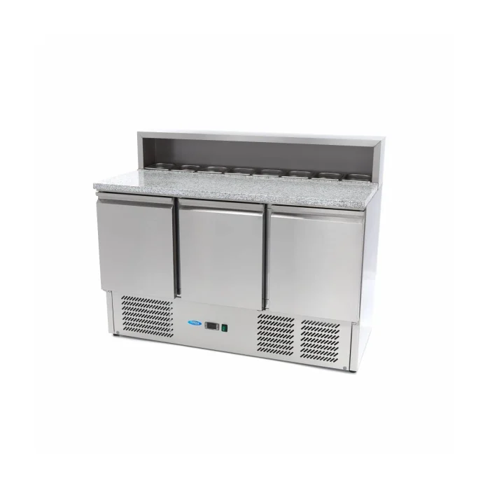 Gastro Pizzakühltisch - 137 cm - 3 Türen - Passt 8 x 1/6 GN - inkl. Edelstahlabdeckung – Bild 1