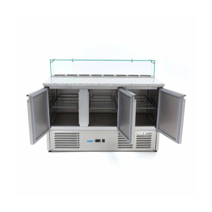 Gastro Pizzakühltisch - 137 cm - 3 Türen - Passt 8 x 1/6 GN - inkl. Glasabdeckung – Bild 4